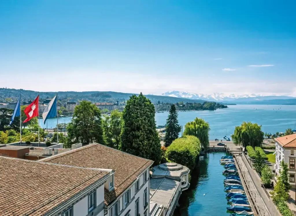 NECTRAVELDELUXE-Schweiz-Baur au Lac