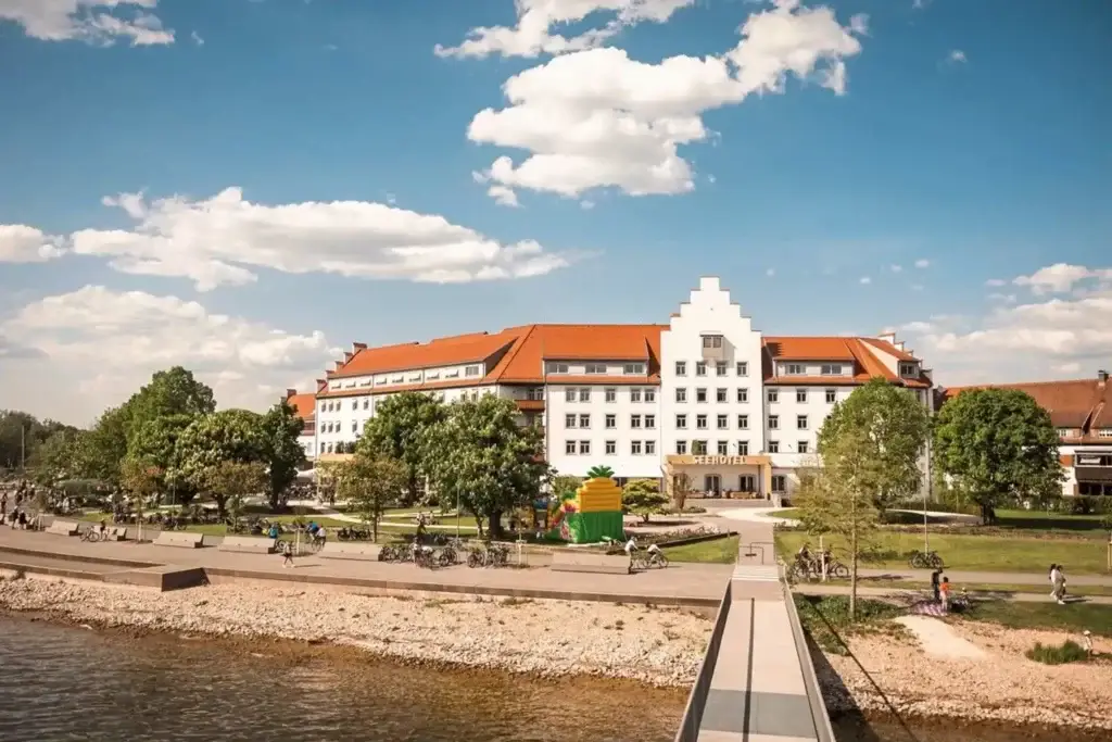 NECTRAVELDELUXE-Vorarlberg-Seehotel am Kaiserstrand