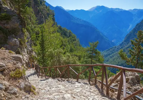 Kreta – antike Schätze wie der Palast von Knossos, die Samaria-Schlucht und traumhafte Strände für Kultur- und Naturfreunde